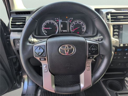 Used 2020 Toyota 4Runner Limited image 24