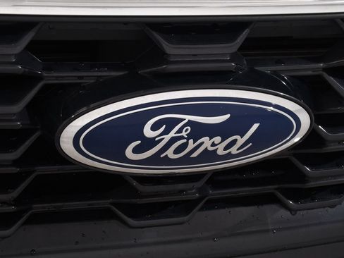 Used 2024 Ford Escape ST-Line w/ Tech Pack #1 AWD/4WD image 21