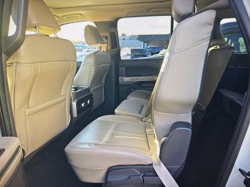 Used 2021 Ford Expedition Max XLT image 10