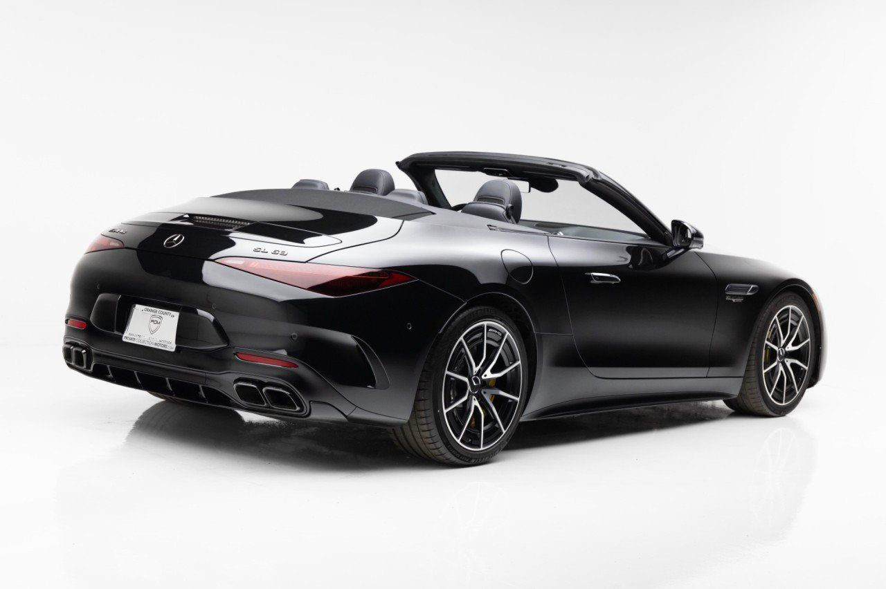 Used 2022 Mercedes-Benz SL 63 AMG 4MATIC w/ AMG Aerodynamic Package image 11