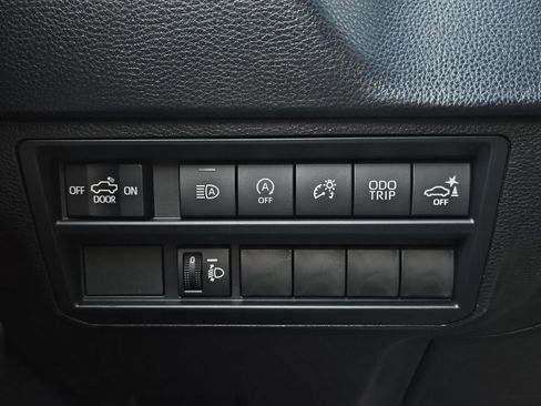 New 2026 Toyota Tundra SR5 image 18