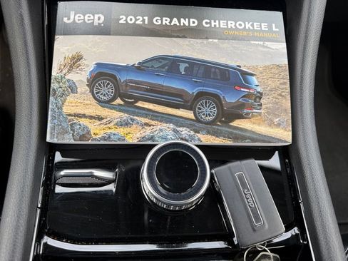 Used 2021 Jeep Grand Cherokee L Limited image 30