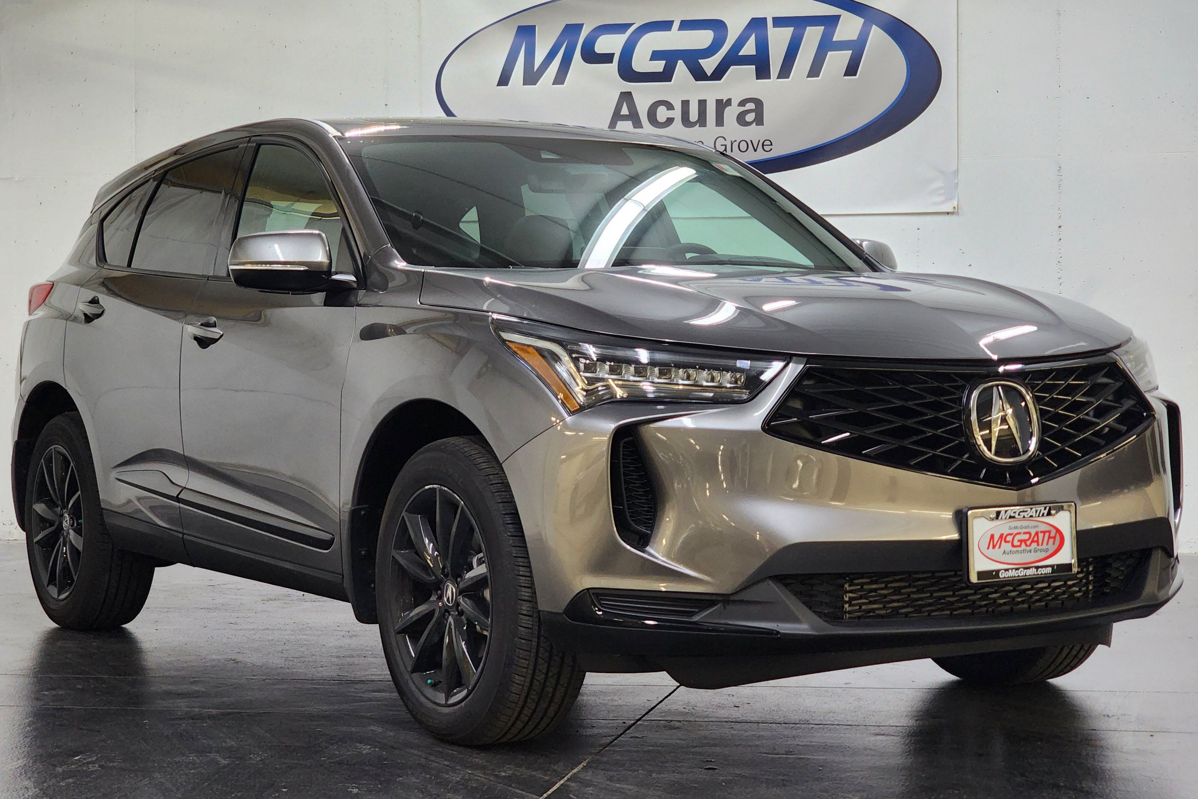 Used 2026 Acura RDX SH-AWD image 2