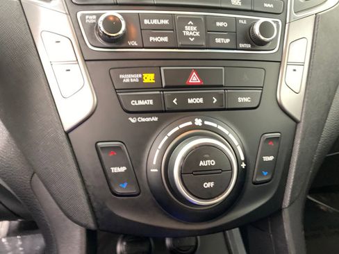 Used 2018 Hyundai Santa Fe Sport w/ Cargo Package image 21