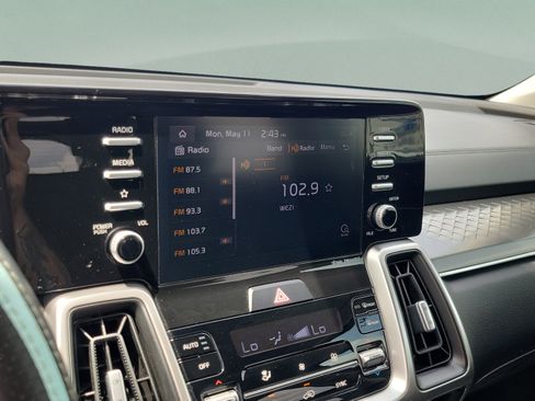 Used 2021 Kia Sorento S FWD image 27