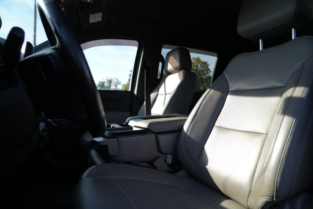 Used 2019 Chevrolet Silverado 1500 LTZ AWD/4WD image 14