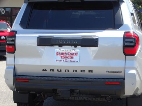 New 2026 Toyota 4Runner TRD Off-Road Premium AWD/4WD image 7