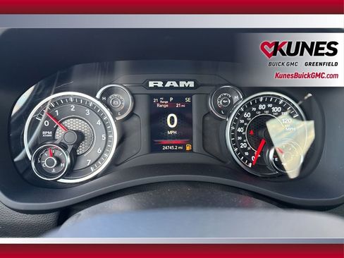 Used 2024 RAM 2500 Big Horn w/ Bed Utility Group AWD/4WD image 15