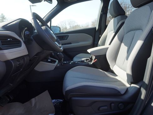 New 2026 Subaru Forester Premium AWD/4WD image 8