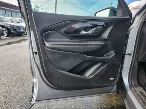 Used 2023 GMC Terrain AT4 w/ Infotainment Package II image 10