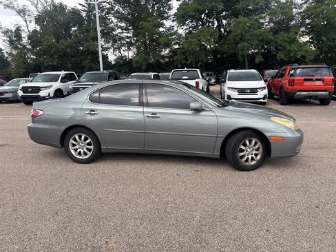 Used 2004 Lexus ES 330 FWD image 24