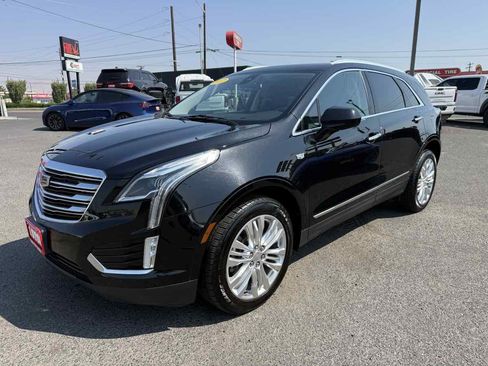 Used 2017 Cadillac XT5 Premium Luxury AWD/4WD image 3
