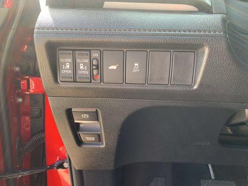 Used 2025 Honda Odyssey Sport-L image 22