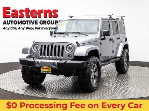 Used 2017 Jeep Wrangler Unlimited Sahara w/ Max Tow Package AWD/4WD image 1