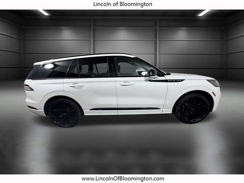 Used 2025 Lincoln Aviator Reserve w/ Equipment Group 201A AWD/4WD image 9