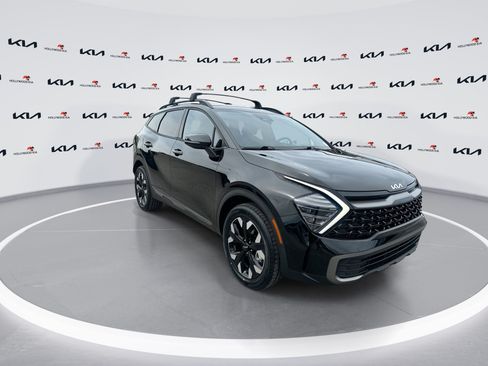 Certified 2024 Kia Sportage X-Line AWD/4WD image 2