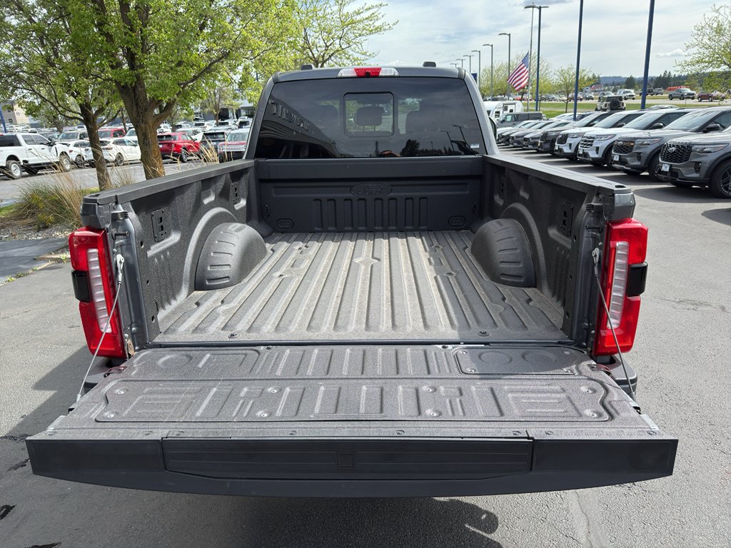 New 2026 Ford F350 Lariat w/ Black Appearance Package AWD/4WD image 7