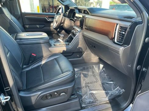 Used 2022 GMC Sierra 1500 Denali AWD/4WD image 12