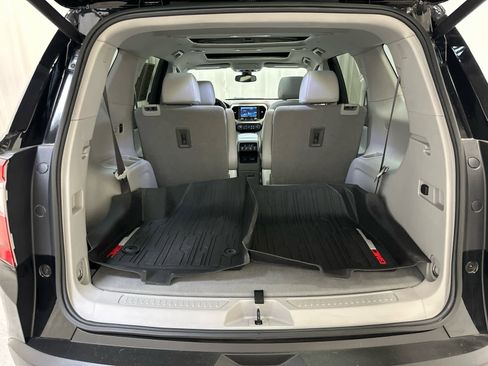 Used 2023 GMC Acadia SLT w/ Preferred Package AWD/4WD image 26