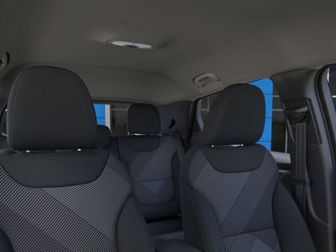 New 2027 Chevrolet Bolt LT w/ Comfort Package FWD image 24