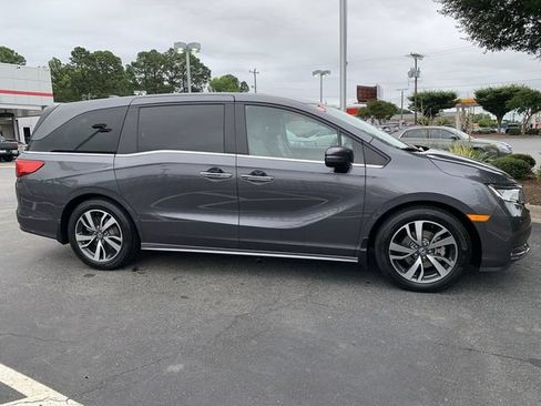 Used 2023 Honda Odyssey Touring image 9