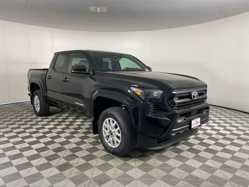 New 2026 Toyota Tacoma SR5 AWD/4WD image 14