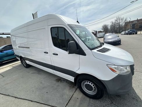 Used 2021 Mercedes-Benz Sprinter 2500 w/ Driver Convenience Package image 11