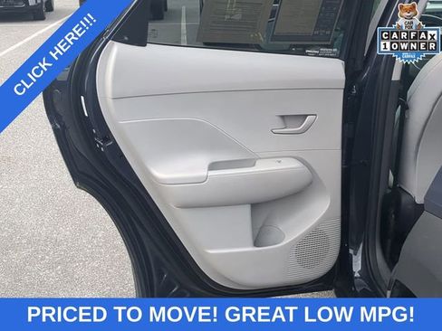 Used 2024 Hyundai Kona SEL image 29