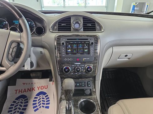Used 2014 Buick Enclave Leather FWD image 23