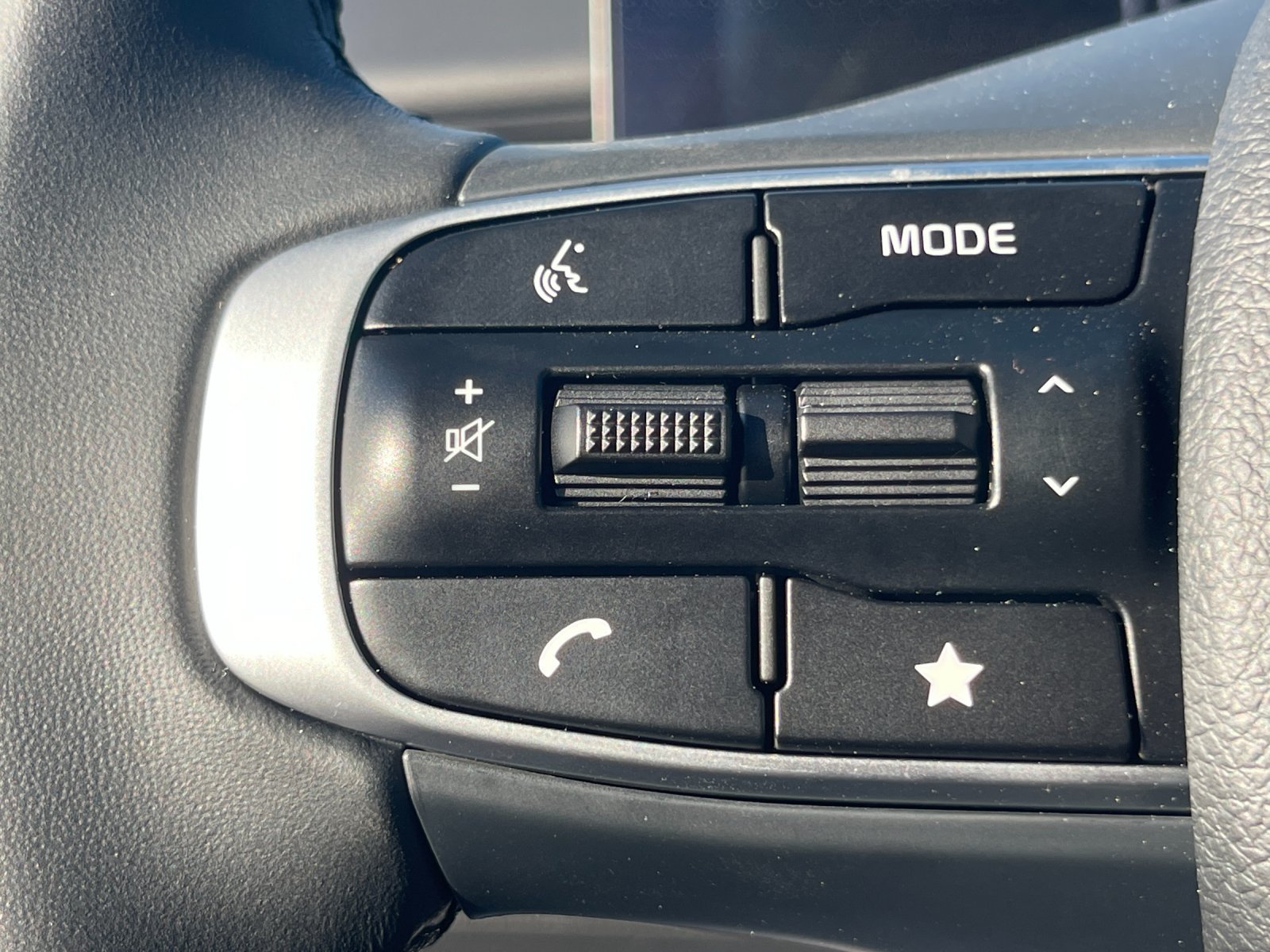 Used 2027 Kia K5 GT-Line FWD image 26