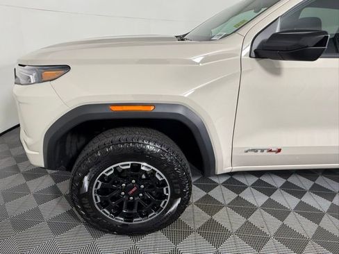 Used 2026 GMC Canyon AT4 image 19