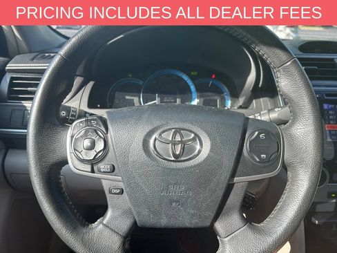 Used 2013 Toyota Camry XLE FWD image 13
