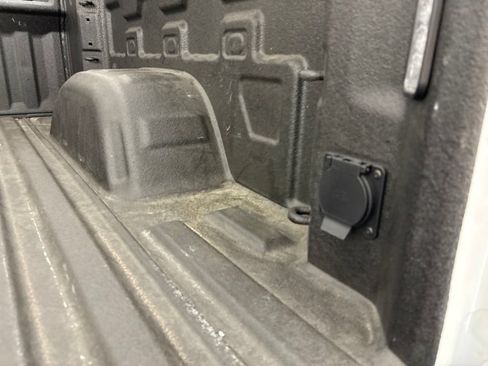 Used 2026 Chevrolet Silverado 1500 Custom AWD/4WD image 17