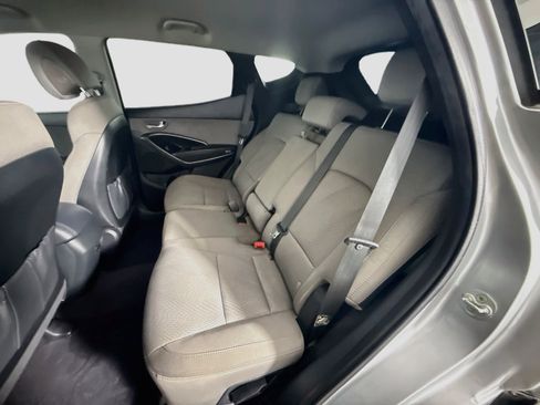 Used 2018 Hyundai Santa Fe Sport w/ 2.4L Value Package 02 FWD image 25
