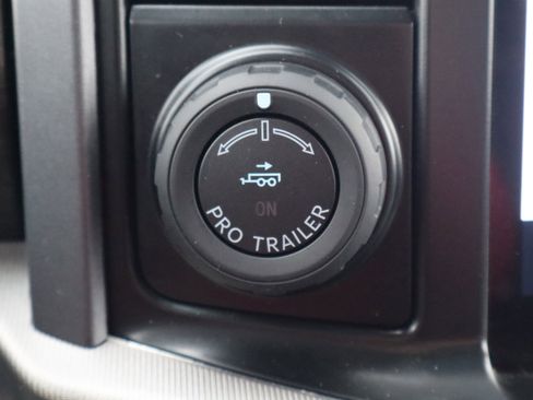 Used 2024 Ford F150 Lariat w/ Tow/Haul Package image 25