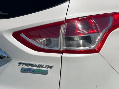 Used 2014 Ford Escape Titanium w/ Equipment Group 401A FWD image 13