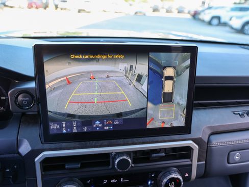 Certified 2025 Toyota Tacoma Limited AWD/4WD image 24