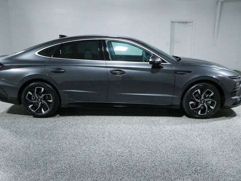 Used 2025 Hyundai Sonata SEL FWD image 6