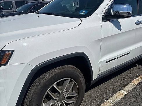 Used 2021 Jeep Grand Cherokee Limited w/ Premium Lighting Group AWD/4WD image 3
