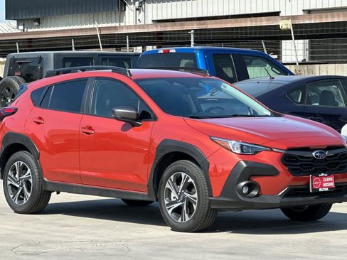 Used 2025 Subaru Crosstrek 2.0i Premium w/ Crosstrek Mirror Package AWD/4WD image 10