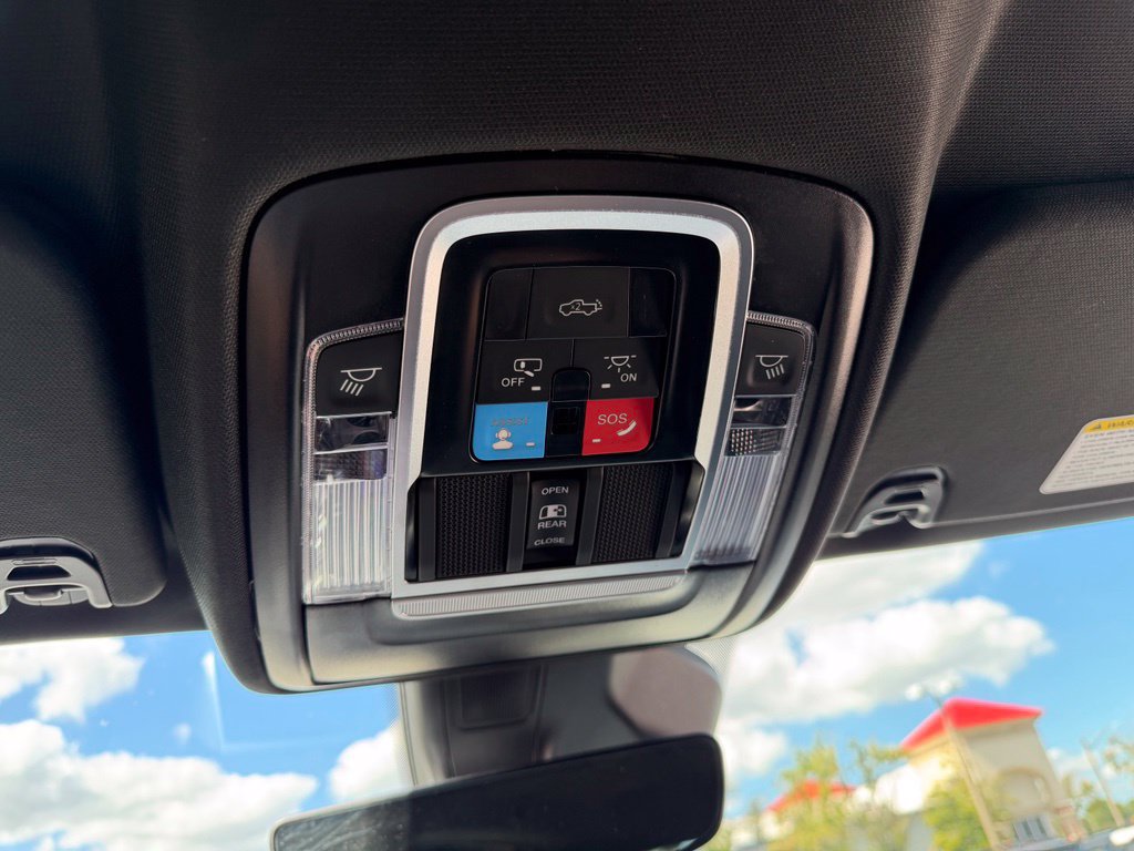 Used 2025 RAM 1500 Big Horn AWD/4WD image 30