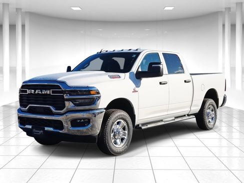 New 2026 RAM 2500 Tradesman AWD/4WD image 7