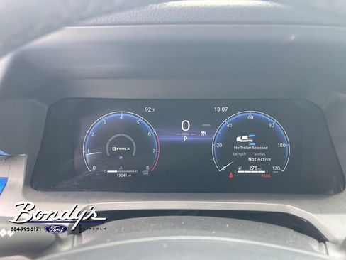 Used 2025 Toyota Tacoma TRD Sport AWD/4WD image 4