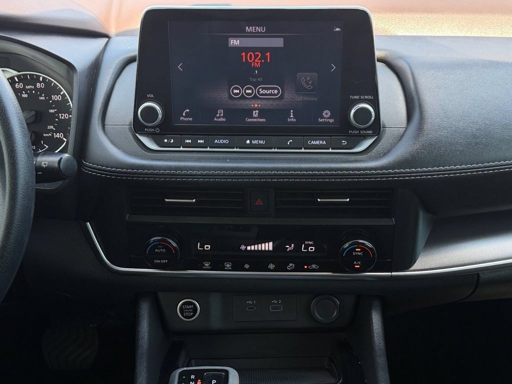 Used 2023 Nissan Rogue SV FWD image 17