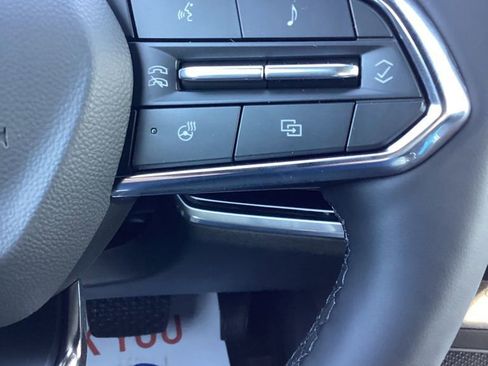 New 2026 Chevrolet Equinox LT w/ Convenience Package II image 17