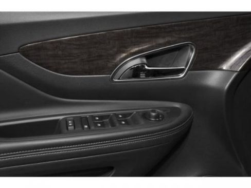 Used 2015 Buick Encore Premium image 23