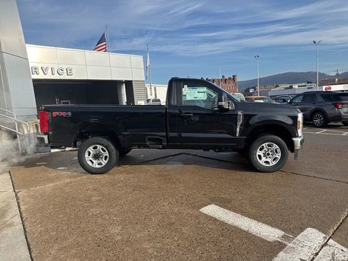 New 2026 Ford F350 XLT w/ FX4 Off-Road Package AWD/4WD image 8