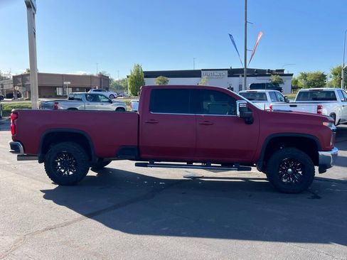 Used 2020 Chevrolet Silverado 3500 LTZ w/ LTZ Premium Package AWD/4WD image 9