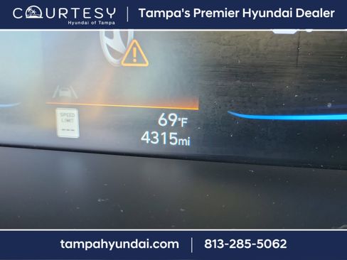 Certified 2025 Hyundai Elantra Sport w/ Cargo Package image 22