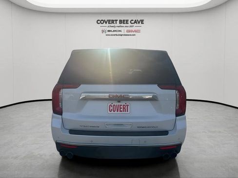 Used 2023 GMC Yukon Denali image 7
